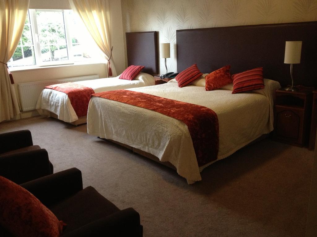 Robeen House Hotel Киларни Екстериор снимка