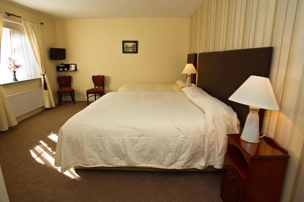 Robeen House Hotel Киларни Стая снимка